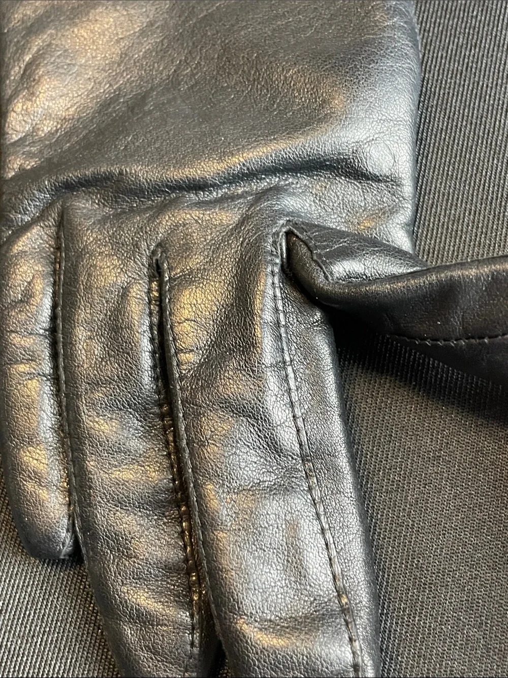Vintage Black Leather Gloves embroidered size 6 1/2 WPL 9522 classic women’s